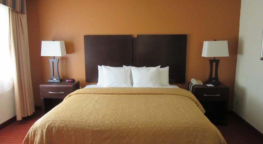 Clarion Suites Augusta Exterior photo